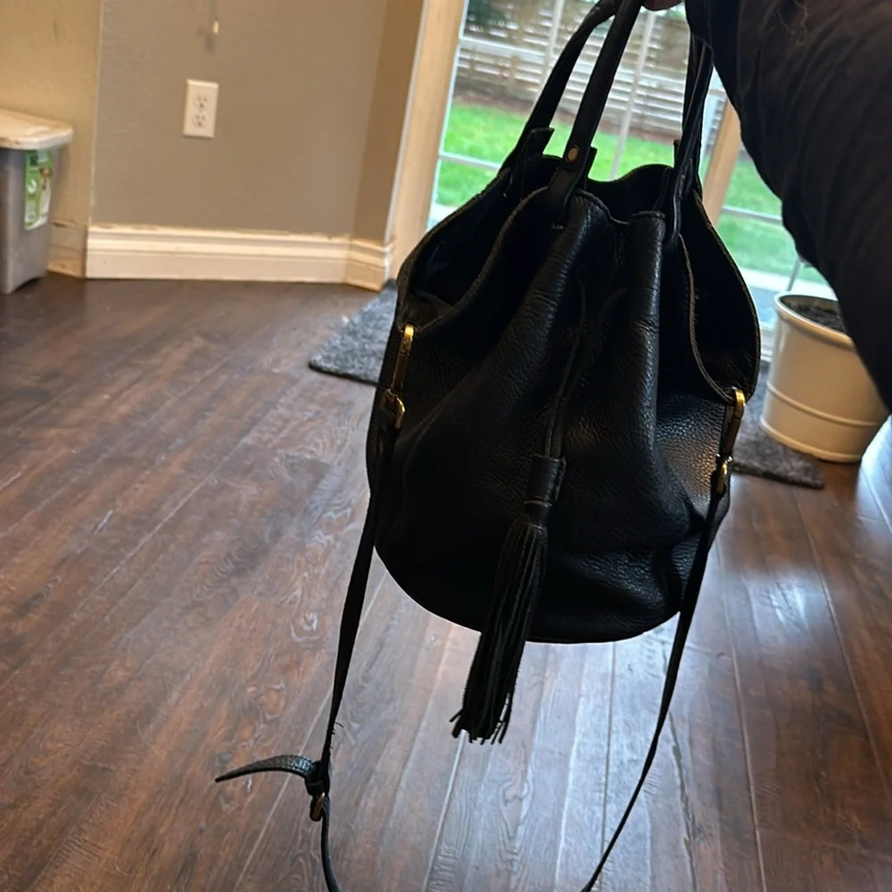 Madewell Austin Leather bucket handbag - Picture 3 of 9